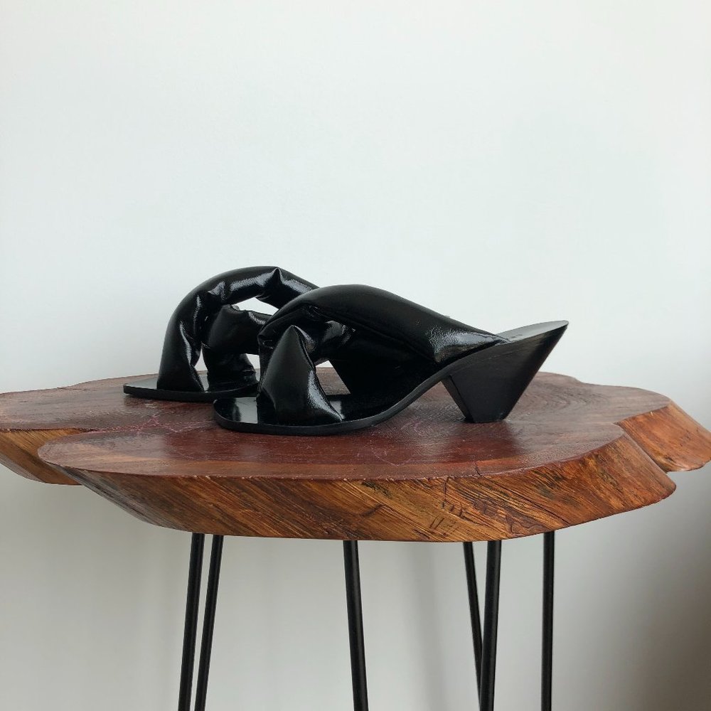 LEMAIRE Strapped Heeled Sandal - New w box - Sz 39